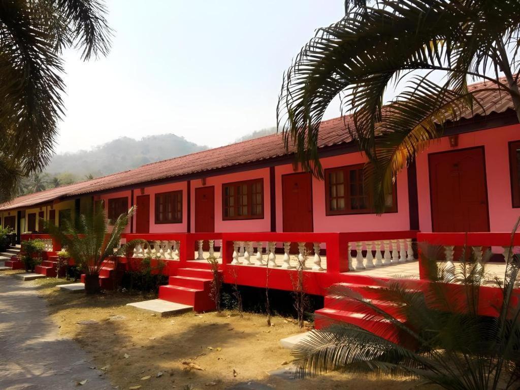 Umphangburiresort المظهر الخارجي الصورة