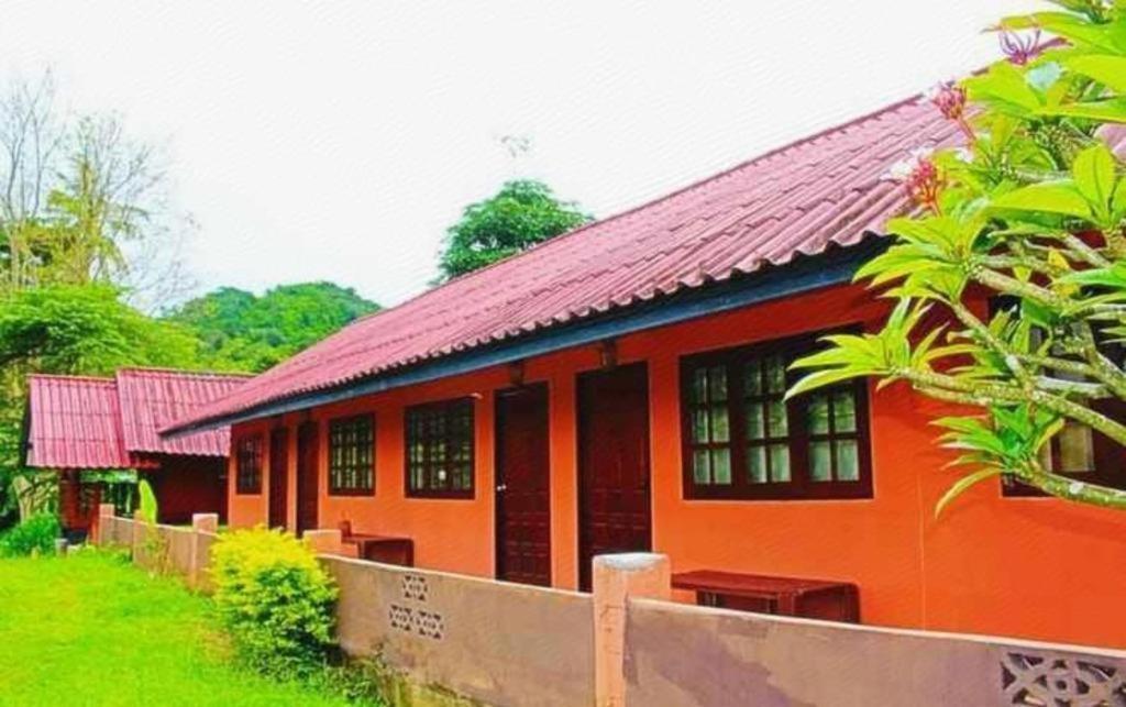 Umphangburiresort المظهر الخارجي الصورة